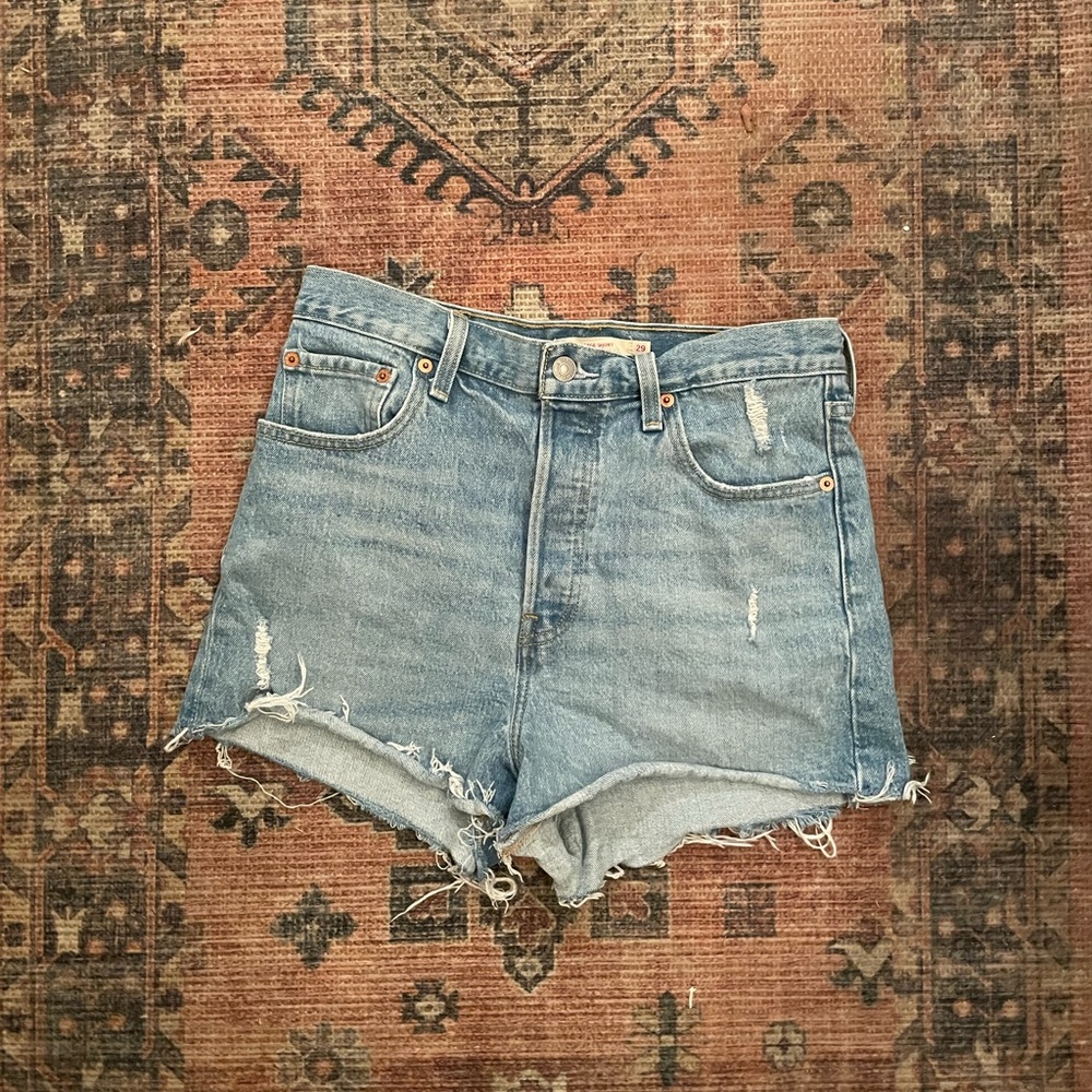 LEVI Ribcage high-rise cutoff denim short